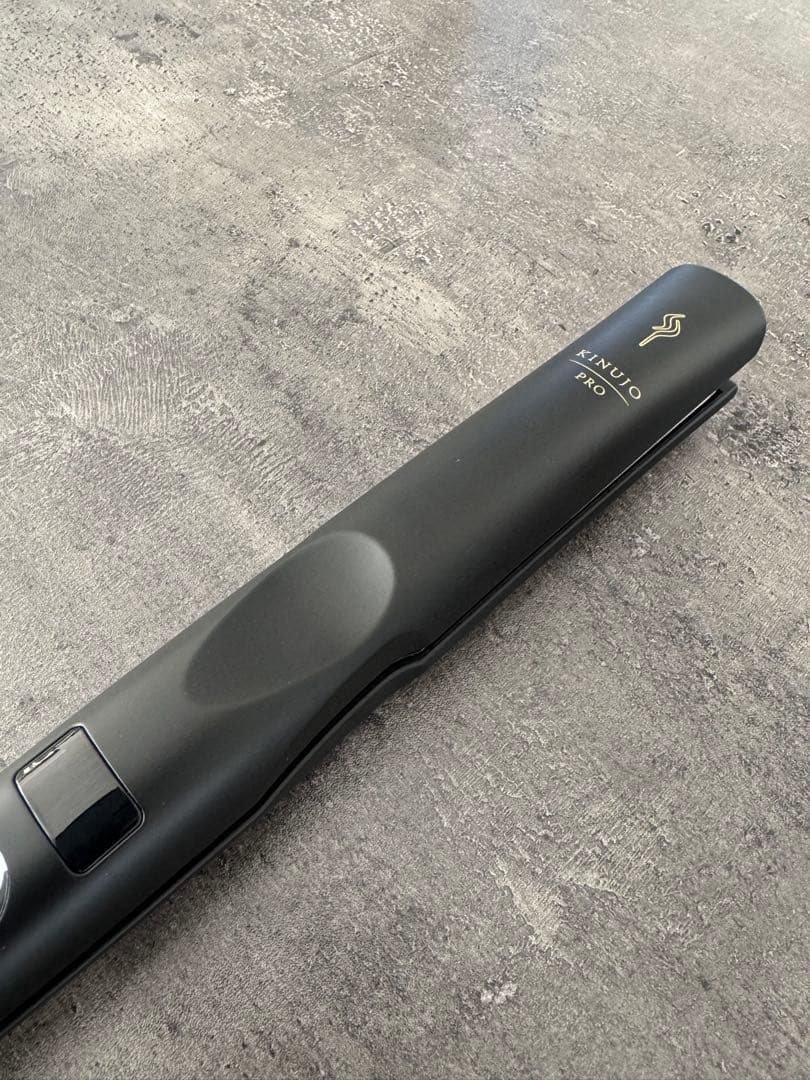 KINUJO PRO ストレートヘアアイロン
