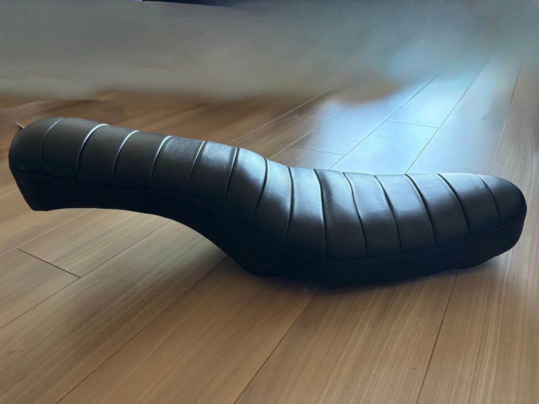 モーターロック 本革シート スポーツスター XL ‘86〜’03モデル用