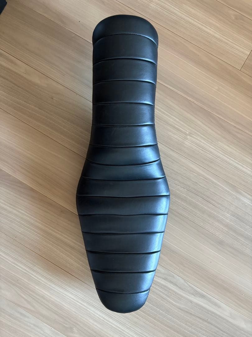 モーターロック 本革シート スポーツスター XL ‘86〜’03モデル用