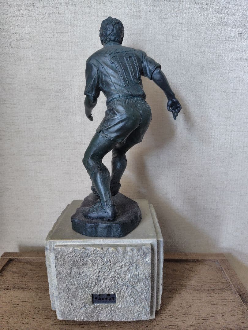ジーコ サッカー選手像 ブロンズ製 約32cm