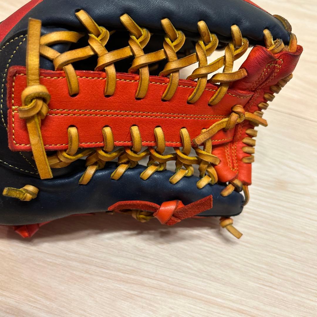 軟式外野手用坂口選手モデル