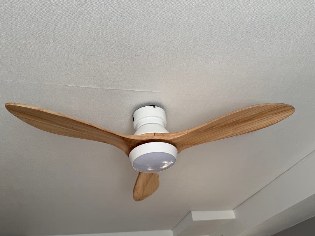 LOWYA シーリングファンライト New Jabalia2 ホワイト