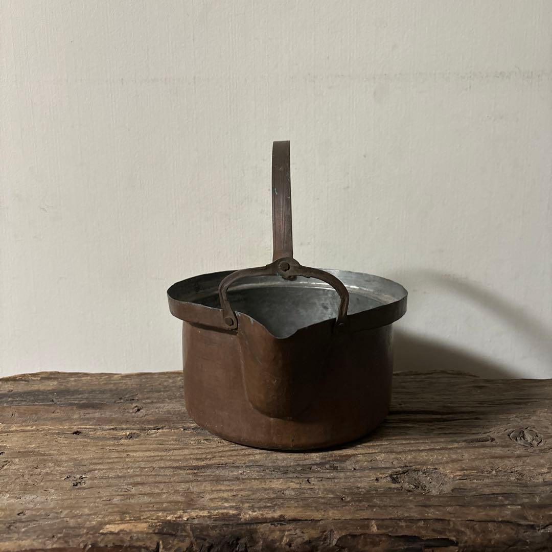 シャビー　古い片口銅鍋　⑥ コッパーケトル　片口　ガーデニング　古道具　検:李朝