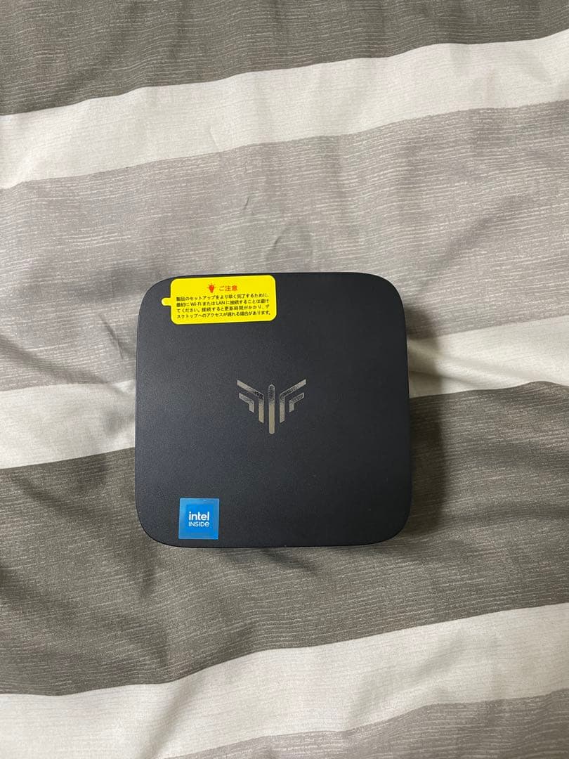Intel ミニPC コンパクトデザイン