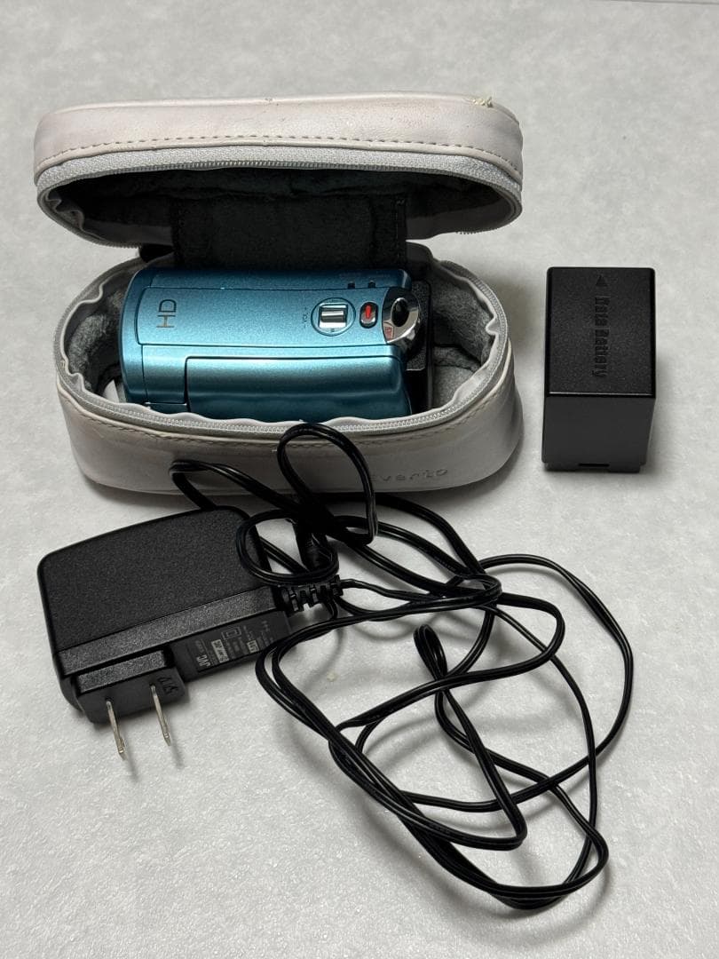 【中古】JVC ビデオカメラ GZ-N5-A ケース BN-VG138セット