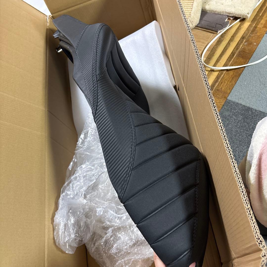 エンデュランスpcx160kf47 カスタムシート