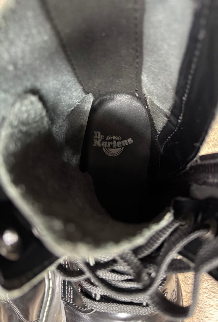 ドクターマーチン8 ホールブーツDr. Martens ホワイトステッチ