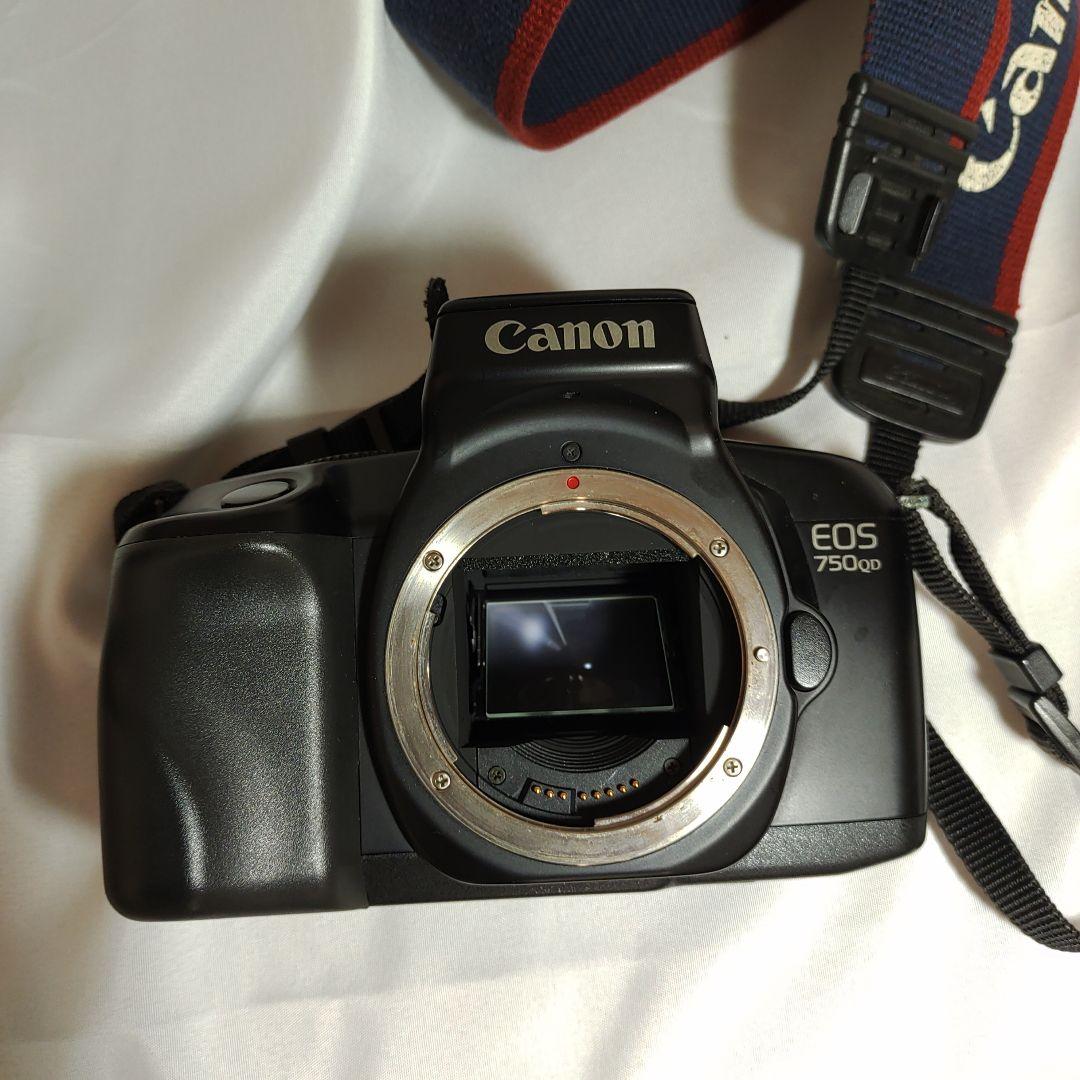 【卒業式、入学式の記念に】Canon一眼レフカメラ（フィルム）本体、レンズ2本