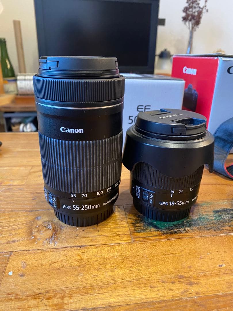 Canon EOS Kiss x9i一眼レフズームレンズ+単焦点レンズ2点セット