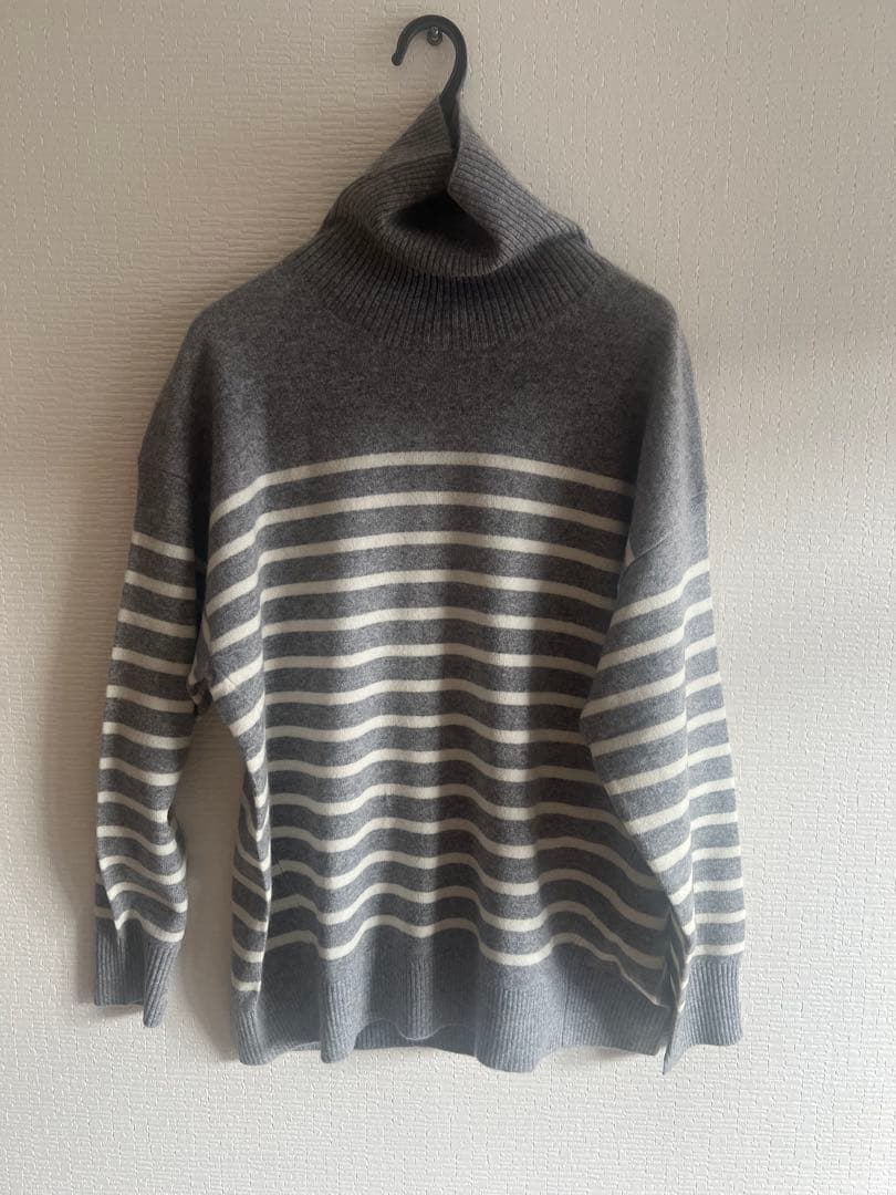 23区　ピュアカシミヤタートルネック ニット