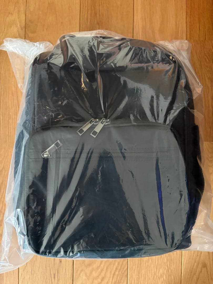 エミリアウィズ　バック　Mサイズ