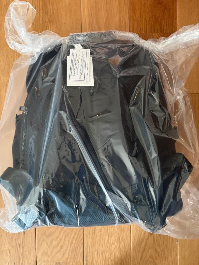 エミリアウィズ　バック　Mサイズ