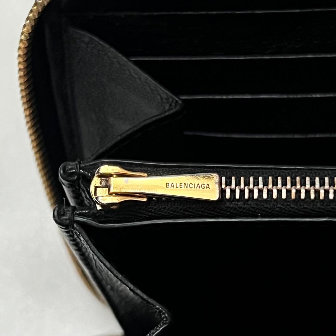 ◇美品◇バレンシアガ　ラウンドジップ長財布　白ロゴ×ブラックレザー　シボ革
