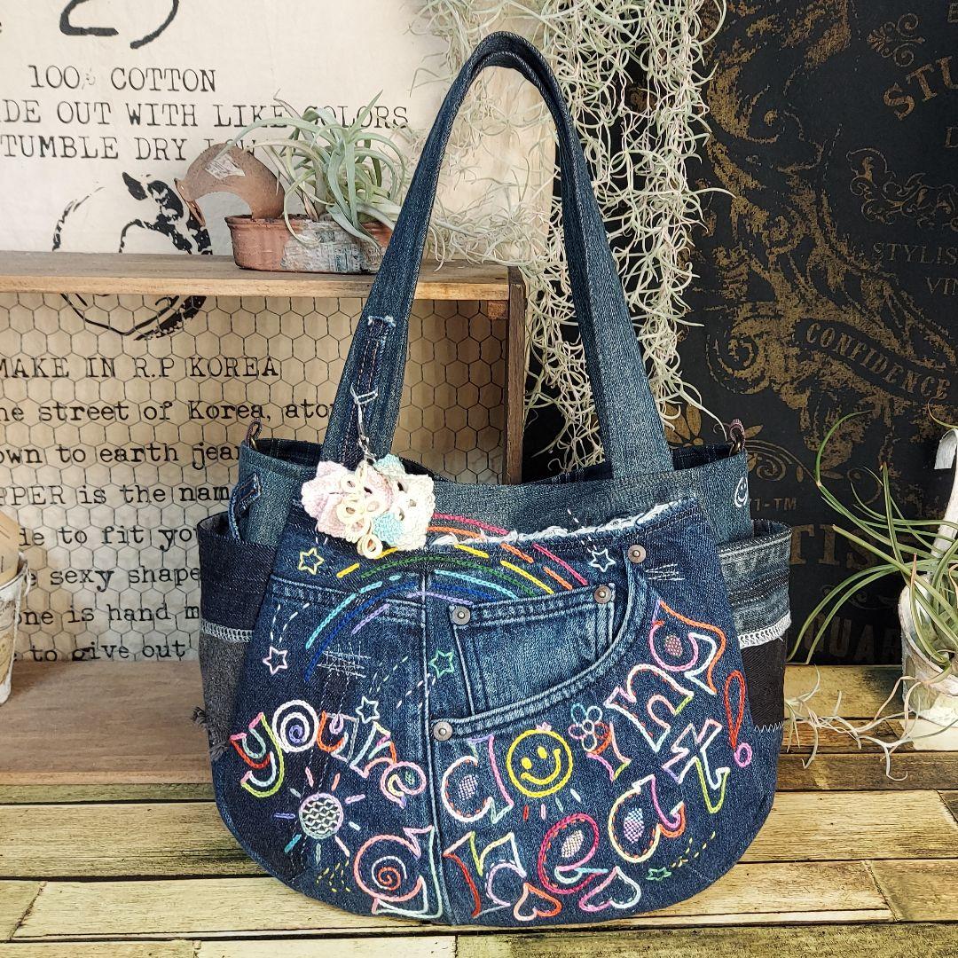 刺繍デニムバック　No.676　デニムリメイク　刺繍バック　丸いバック