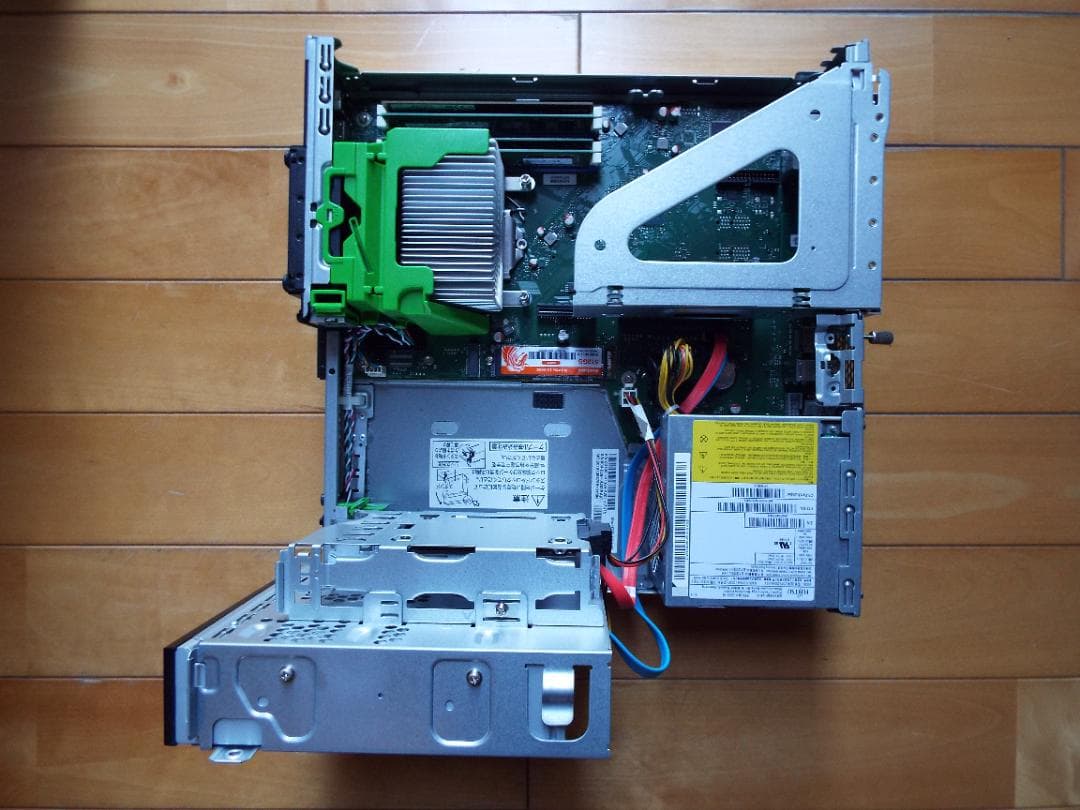 Windowsデスクトップ ESPRIMO D588/BX i5-9500 32G SSD512G+HDD1