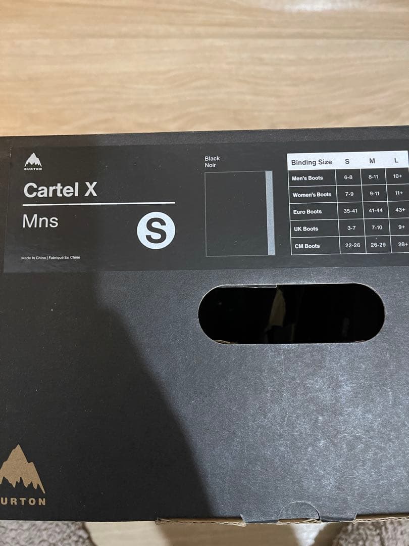 Burton CARTEL X Sサイズ 24-25モデル。