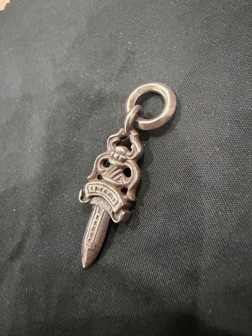 【正規品】クロムハーツ #5DAGGER/#5ダガーチャーム