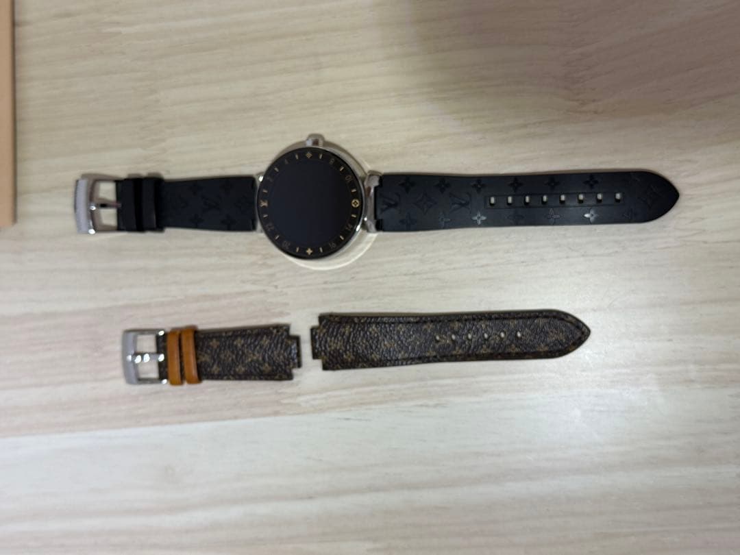 [ジャンク］ルイヴィトン　タンブール ホライゾン　V1 スマートウォッチ