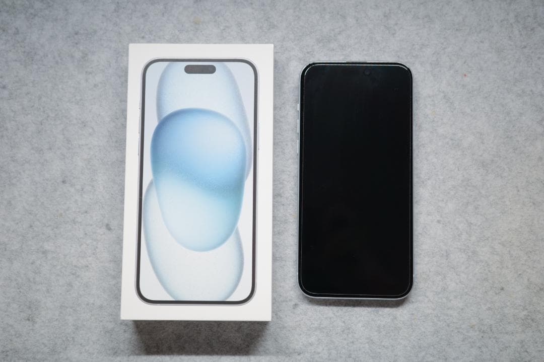 iPhone 15 Plus 128GB ブルー SIMフリー 中古