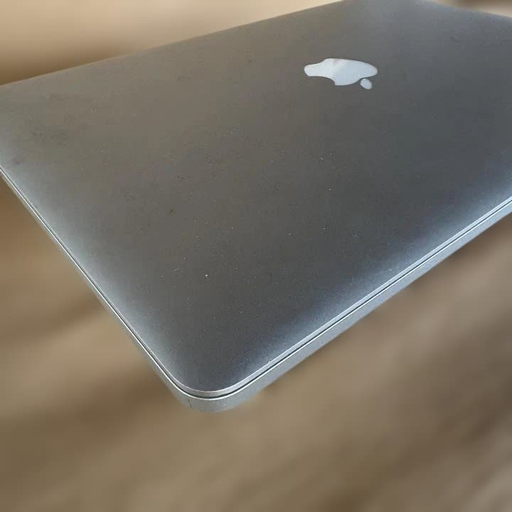 MacBook Pro Retina 15” i7　 2.7GHz