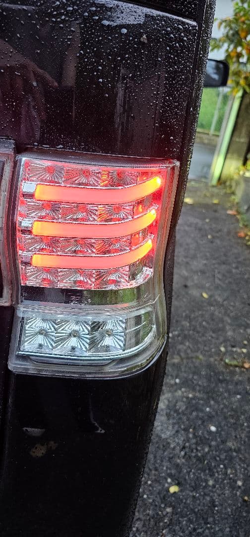 タントカスタムL375Sテール