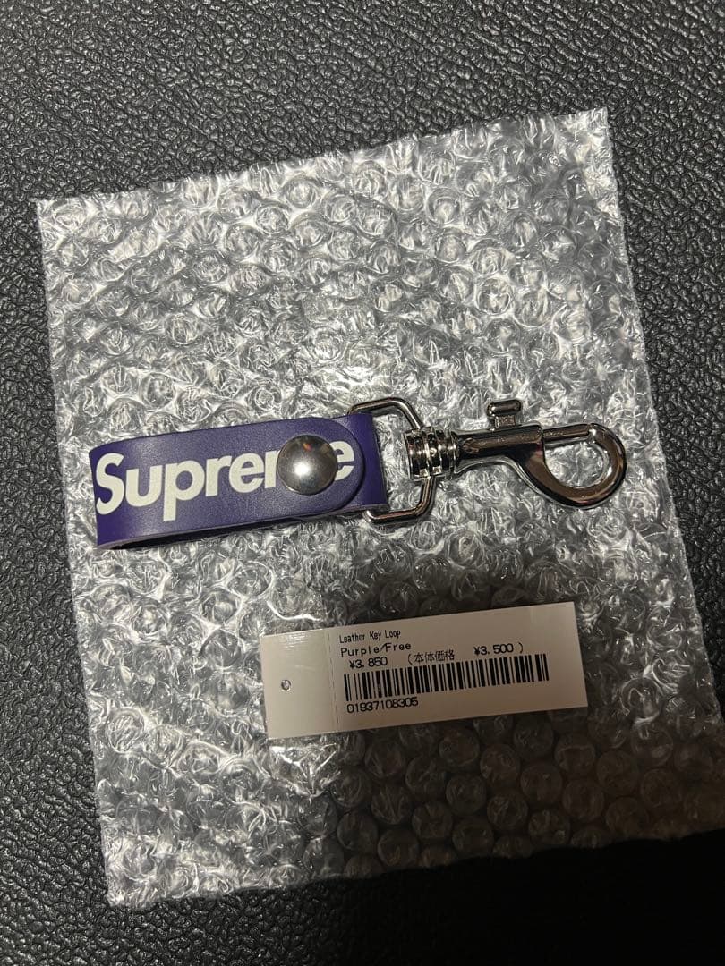 新品未使用 supreme leather keyloop
