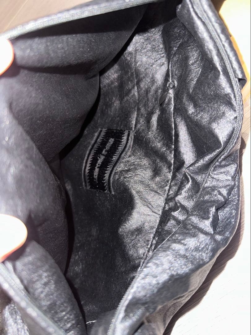 Simple Project プリーツ ショルダーバッグ 黒