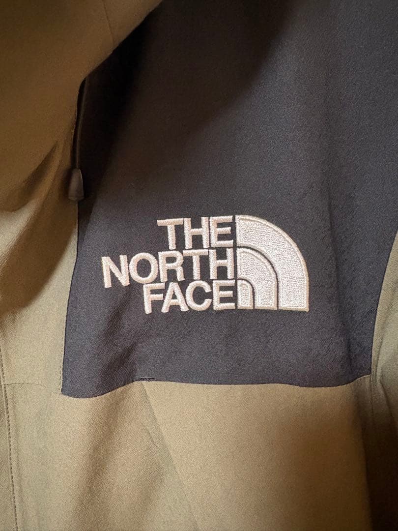 ままThe North FaceマウンテンジャケットМサイズNP61800