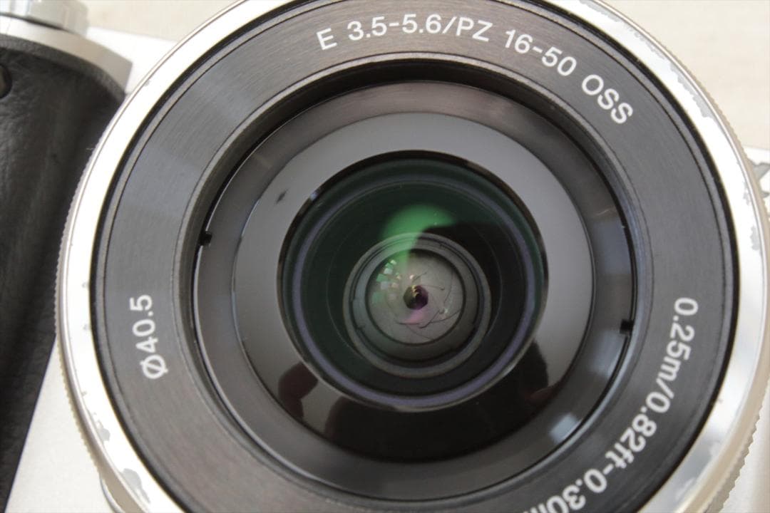 スマホ転送！SONY α6000 ILCE-6000 ミラーレスカメラ