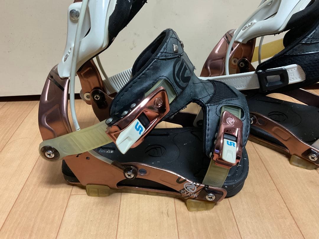 FLOW PRIMA ビンディング Mサイズ　ブラック/ピンクゴールド/ホワイト