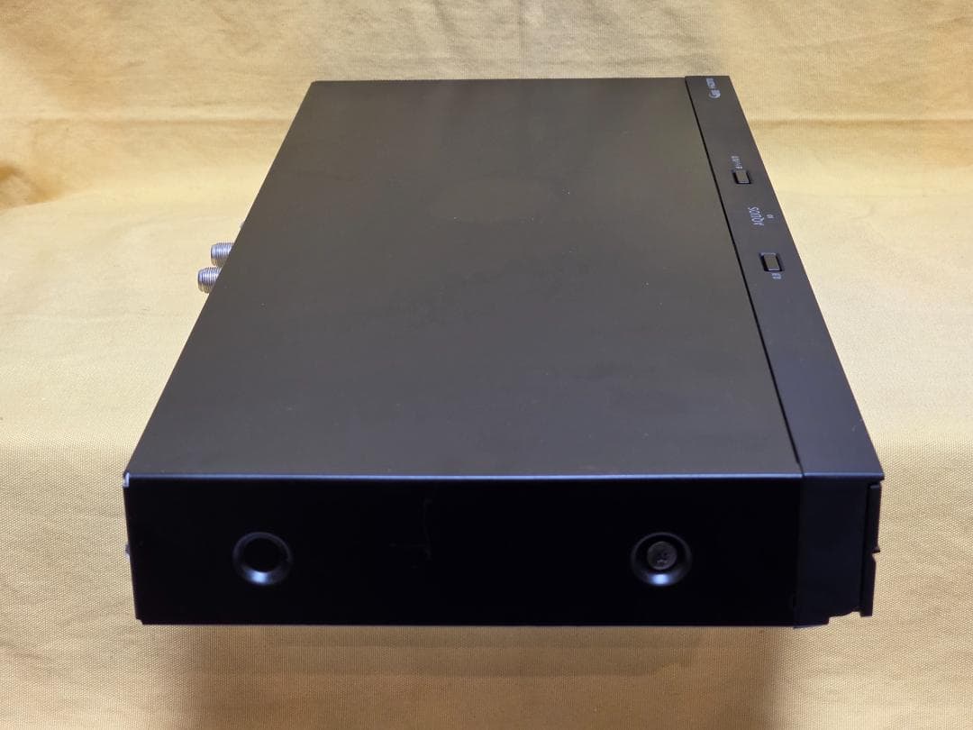 SHARP AQUOS BDレコーダー BD-NW1200　2018年製 整備品