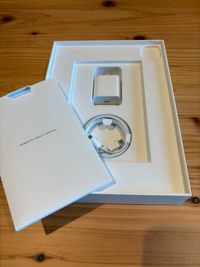 iPad Pro 11インチ（第2世代）256GB 整備済品