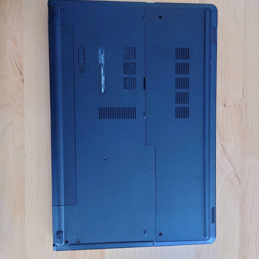 DellノートパソコンWindows11オフィス付き　i3　SSD　8GBメモリ