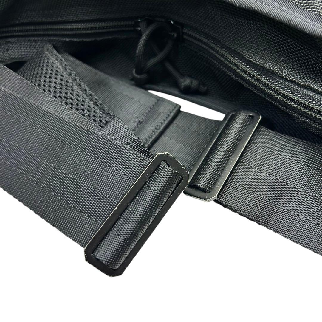 BRIEFING ブリーフィング　ショルダーバッグ　斜め掛け　ブラック