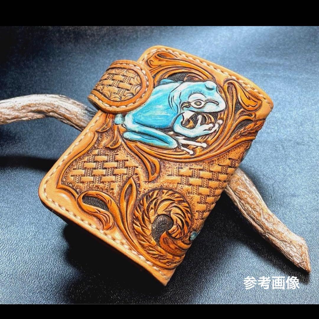 ままたん様オーダー　レザーカービング ミニウォレットワイド/カエル