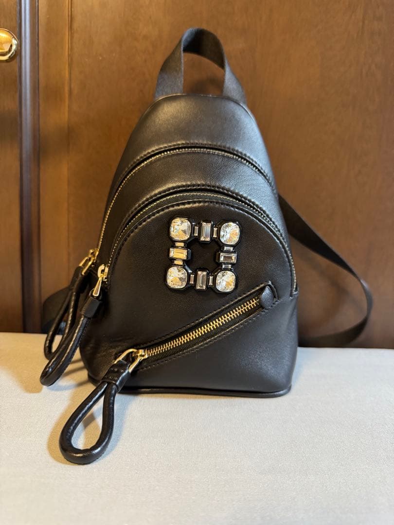 ロジェヴィヴィエボディバッグ