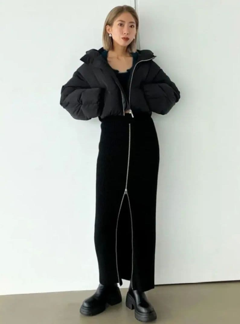 EMODA エモダ ショート ボリュームパフダウン ブラック 黒 F