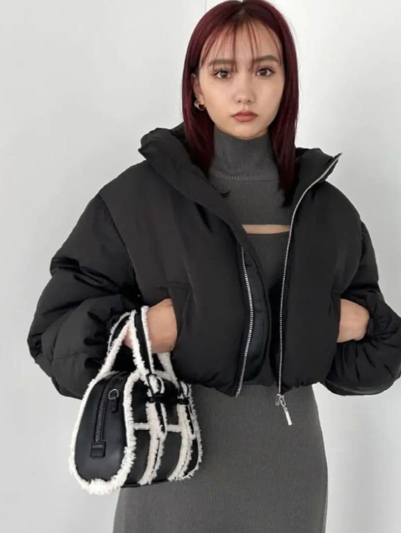 EMODA エモダ ショート ボリュームパフダウン ブラック 黒 F