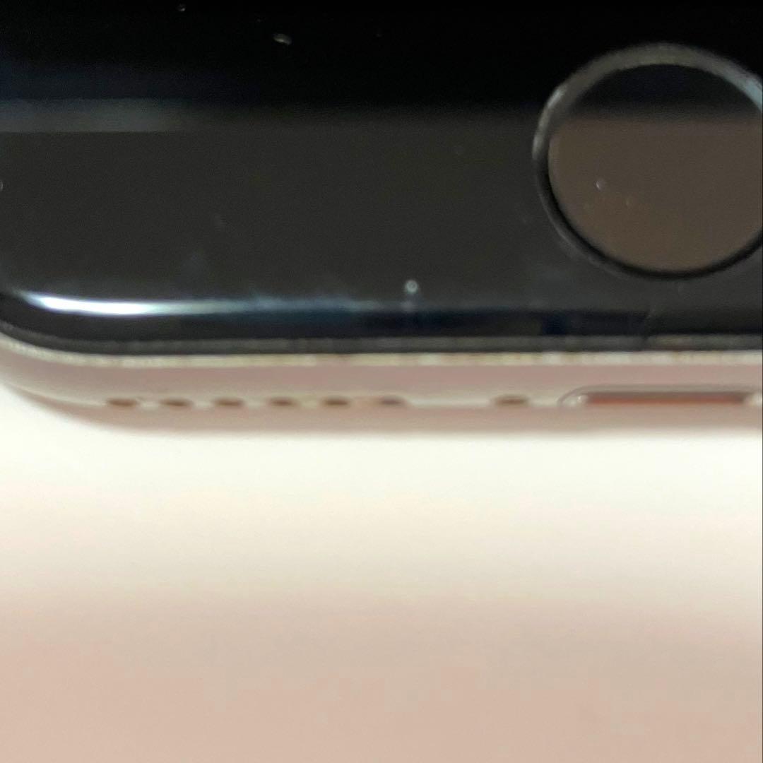 iPhone SE(第2世代)ホワイト 本体64GB SIMフリー　76%