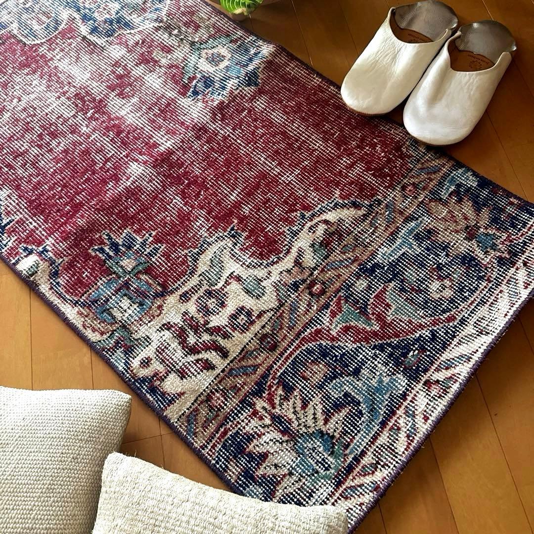 52×96 エンジ色　ボタニカル　擦れシャビー　トルコヴィンテージラグ