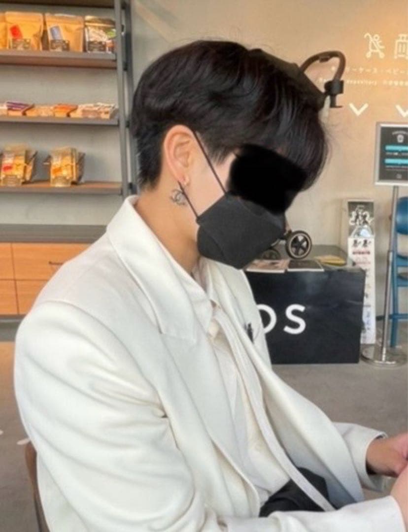 CHANEL 片耳ピアス ブラック ゴールド★即購入OK