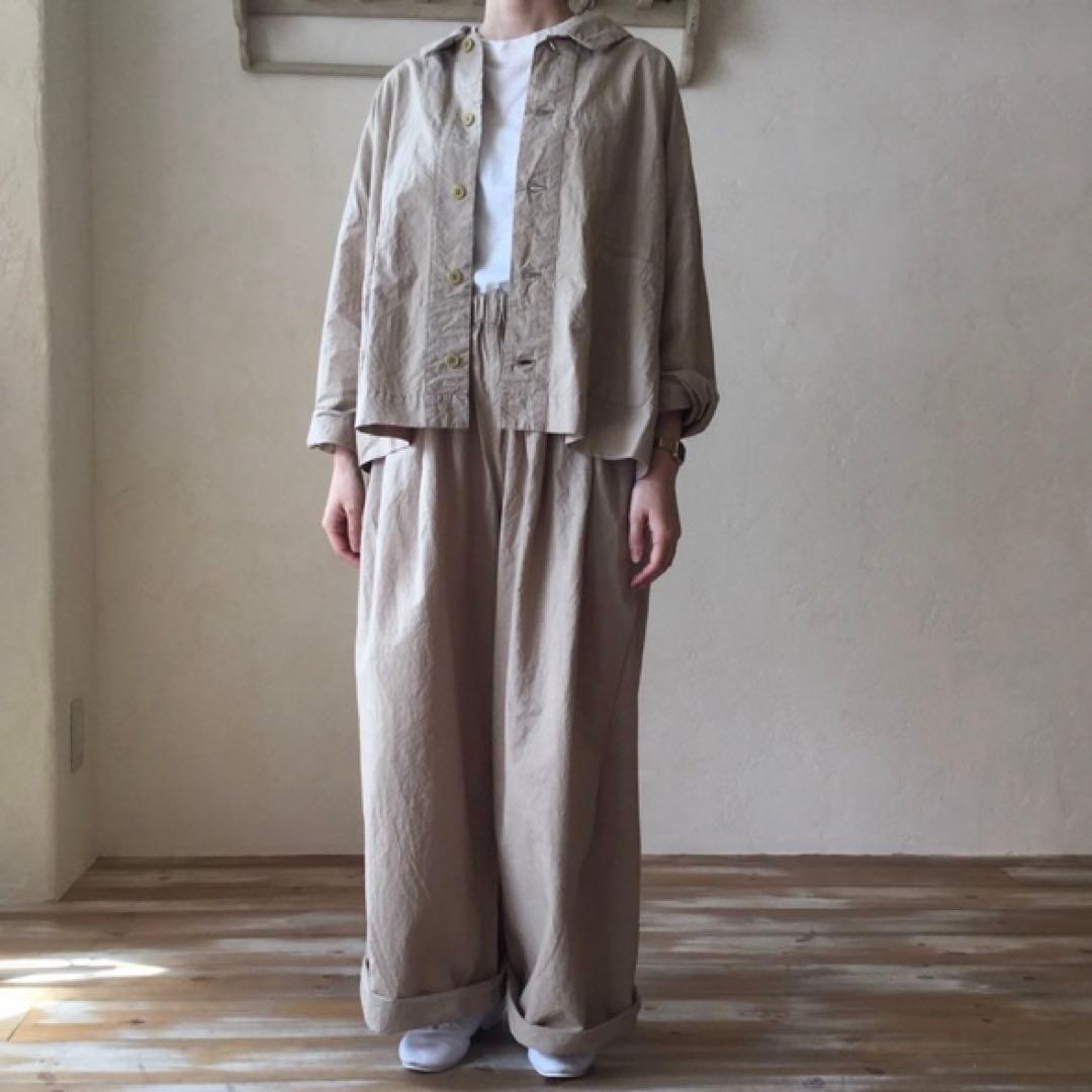 nestRobe コットンラミー 衿付きショートブルゾン です(´◡` )♩