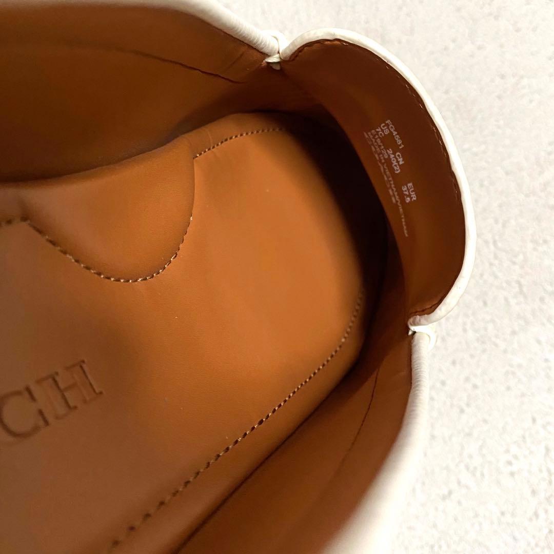 【美品】コーチ ドライビングシューズ ローファー ホワイト 未使用