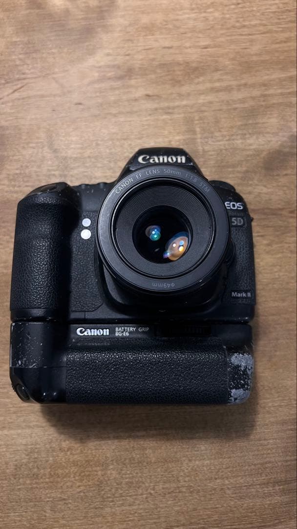 デジタルカメラ Canon EOS 5D Mark II + EF 50mm f/1.8 STM
