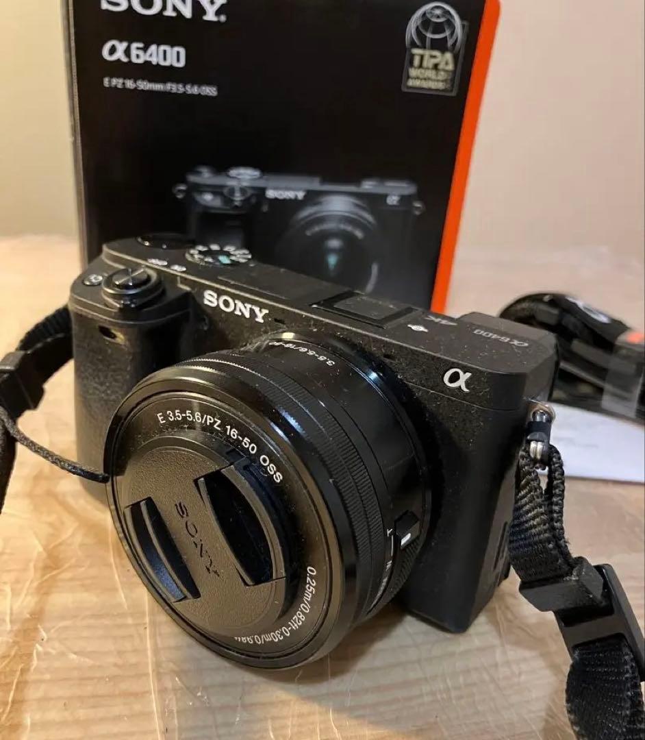 [極美品] Sony α6400 ミラーレス一眼 ブラック