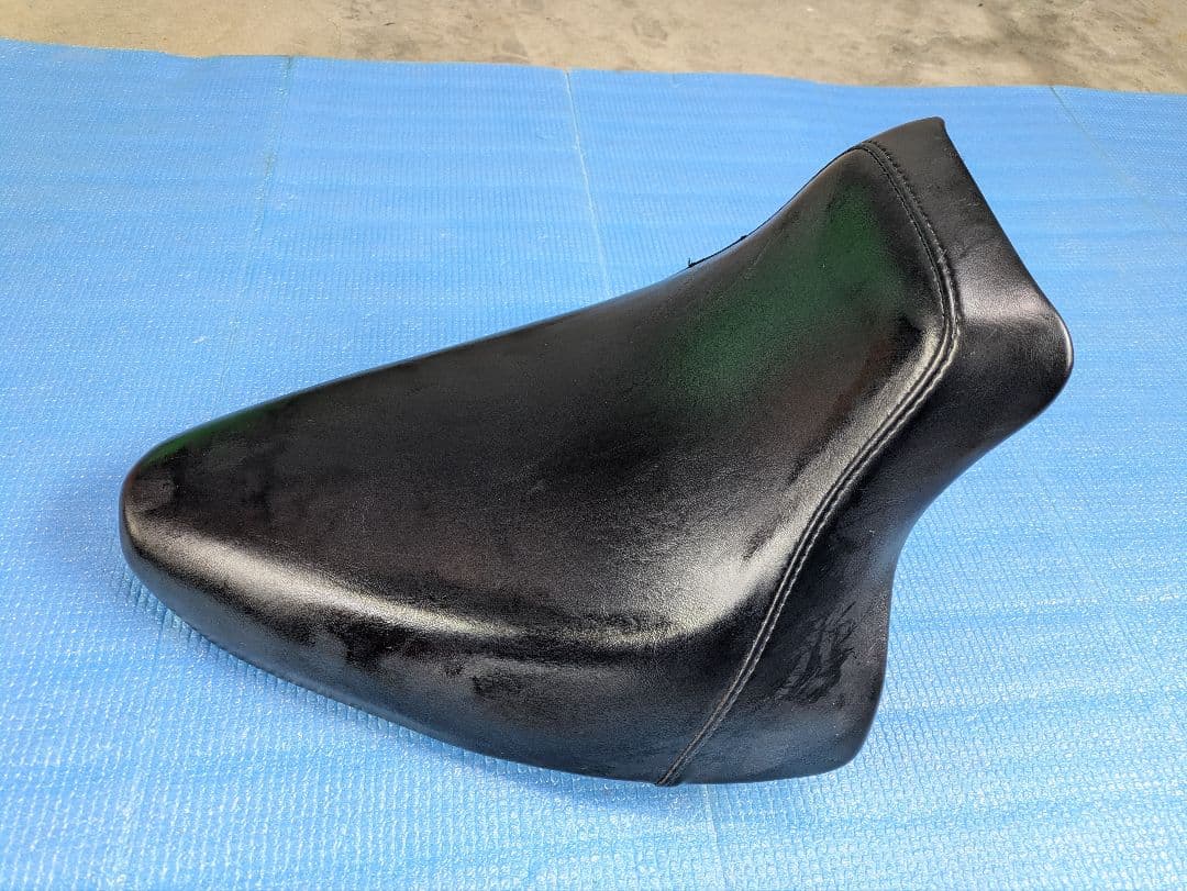 ハーレーダビッドソン ソフテイル ラペラ Le Pera ソロシート