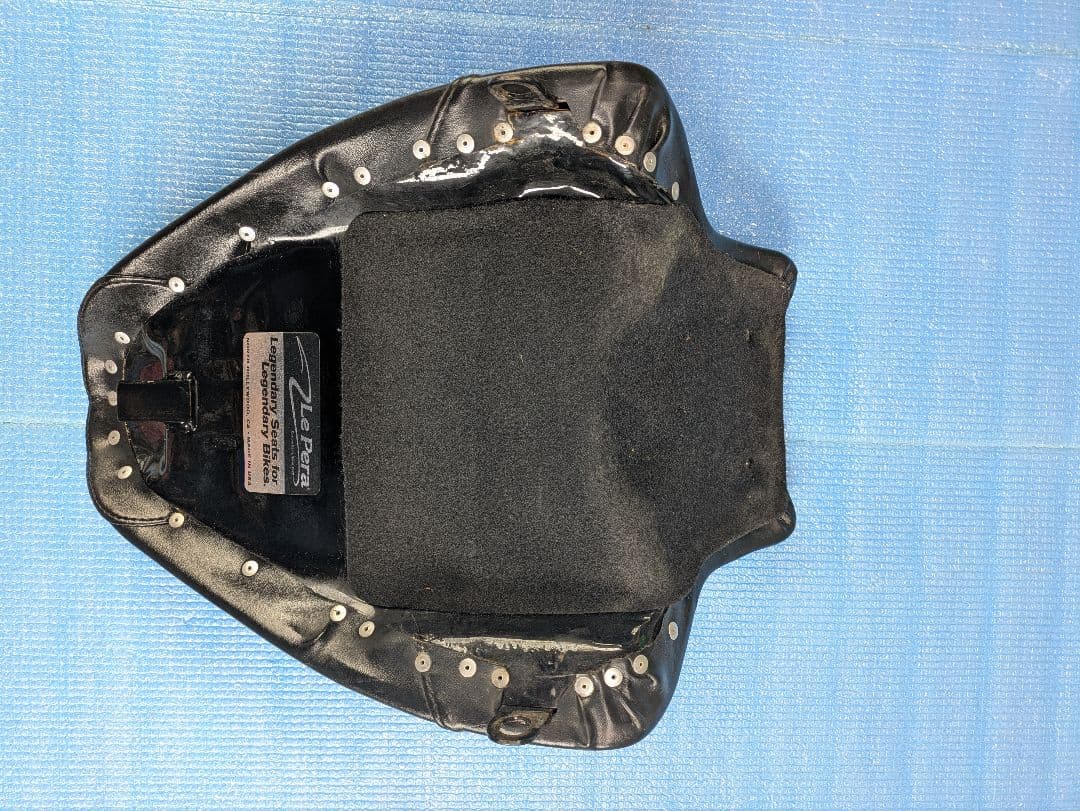 ハーレーダビッドソン ソフテイル ラペラ Le Pera ソロシート