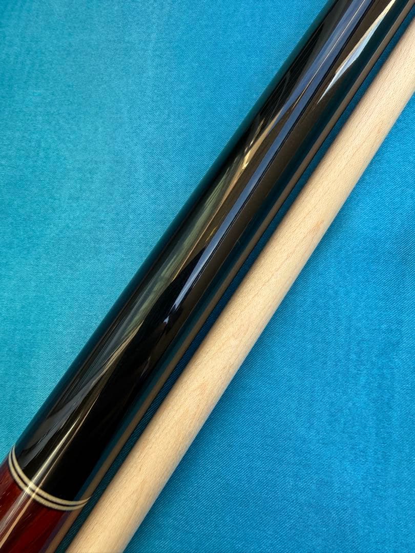 Predator Aspire ビリヤードキュー