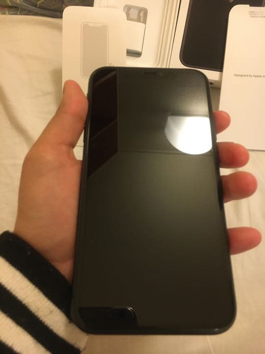 iPhone 11 ブラック 256 GB au