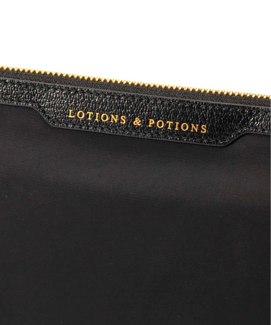 【新品】アニヤハインドマーチ クラッチバッグ 大きめポーチ　ブラック